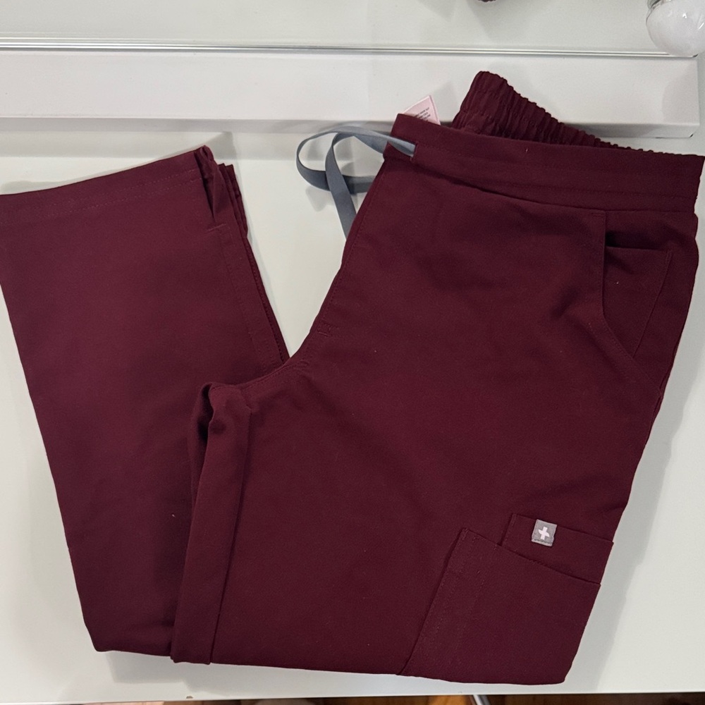 Women’s Fig Scrub Pants